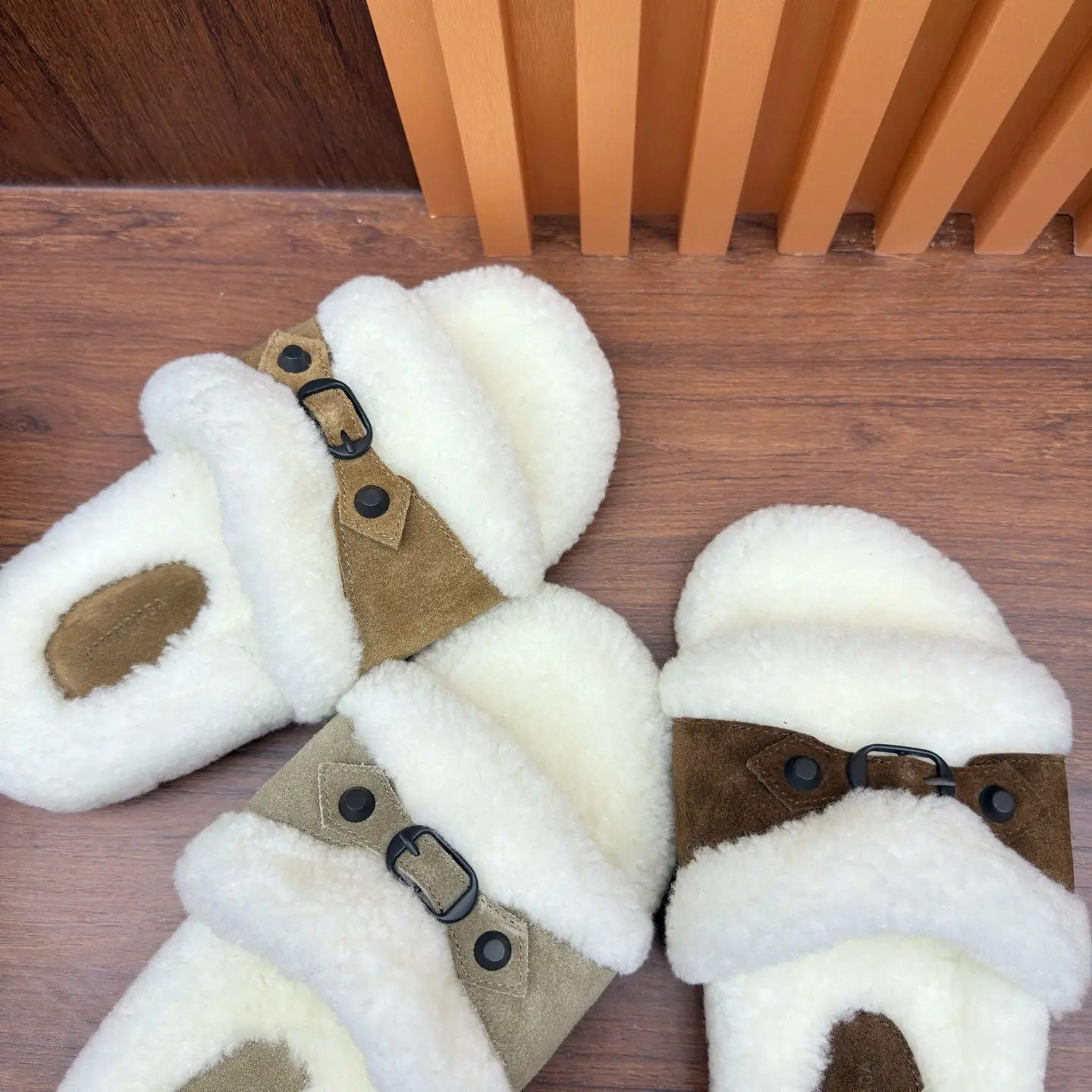 Purchasing agent level Balenciaga's new inspired slippers factory wholesale 4 Purchasing agent level Balenciaga's new inspired slippers (4)