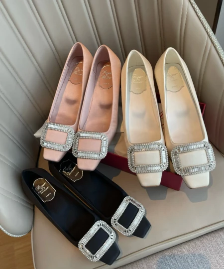 [Roger Vivier] Exclusive, Fully Handcrafted, Premium Customization single shoes high heels (1)