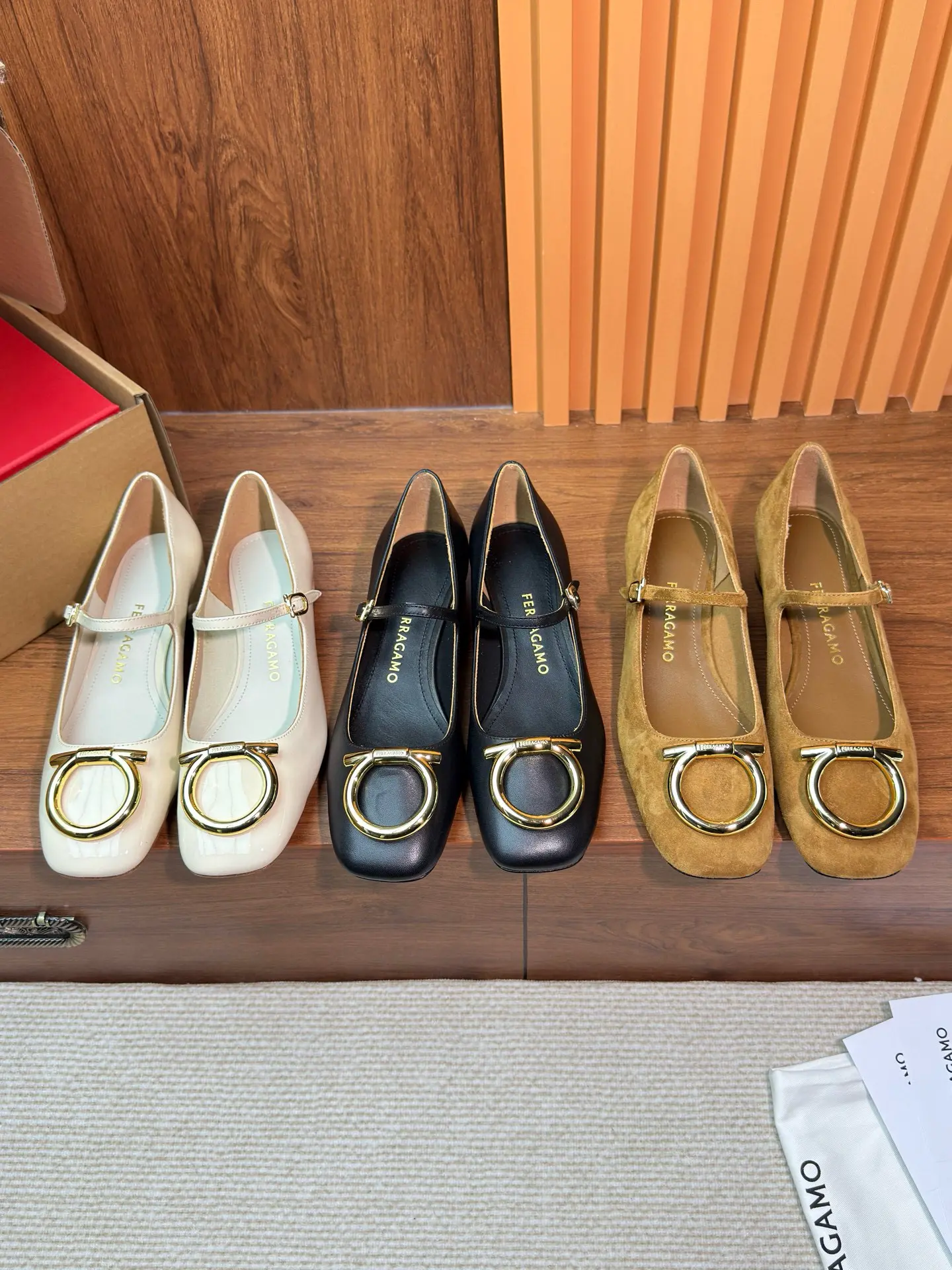 SF Ferragamo Gancini Women's Mary Jane Shoes 1 SF Ferragamo Gancini Women's Mary Jane Shoes (1)