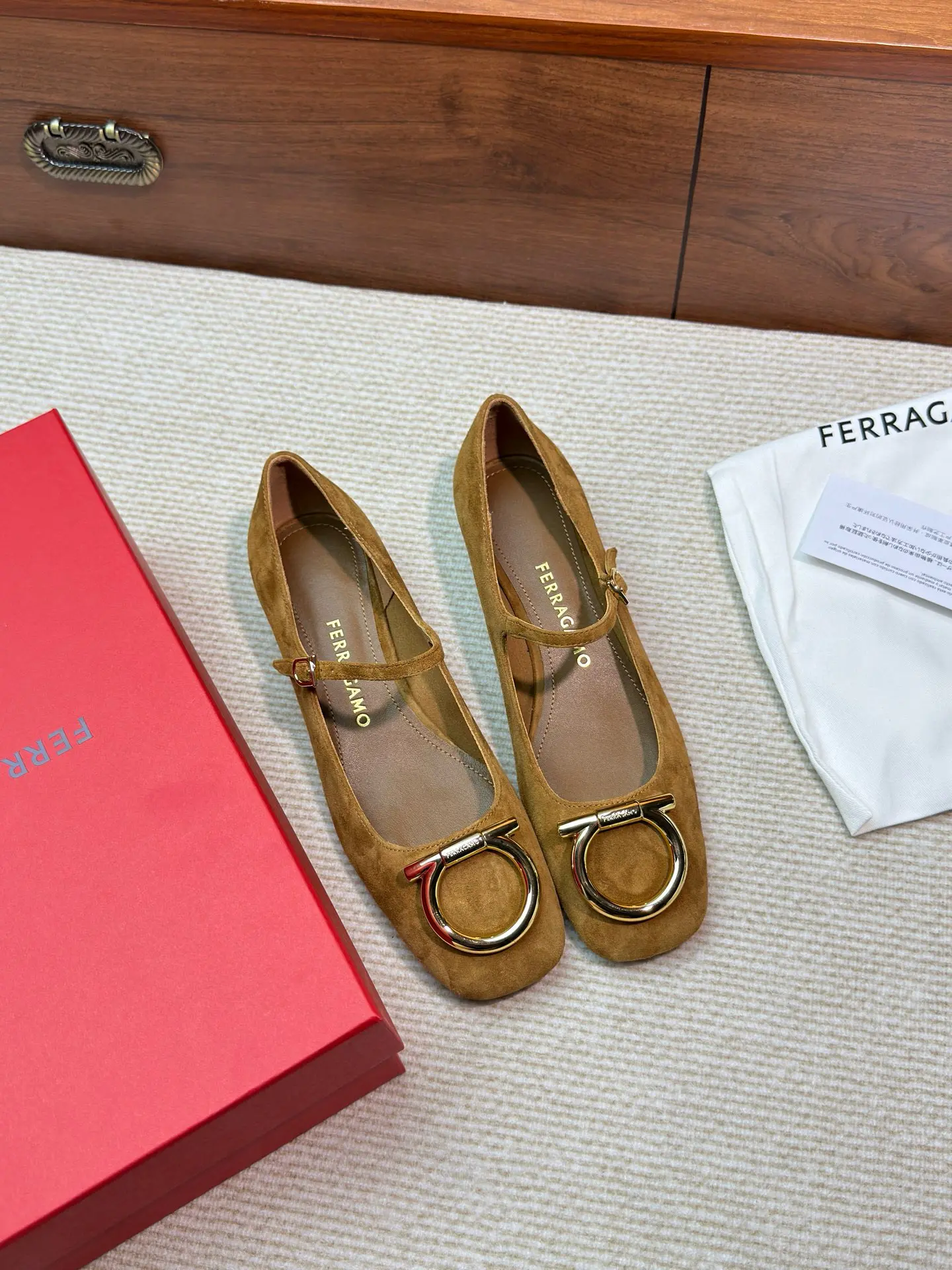 SF Ferragamo Gancini Women's Mary Jane Shoes 22 SF Ferragamo Gancini Women's Mary Jane Shoes (22)