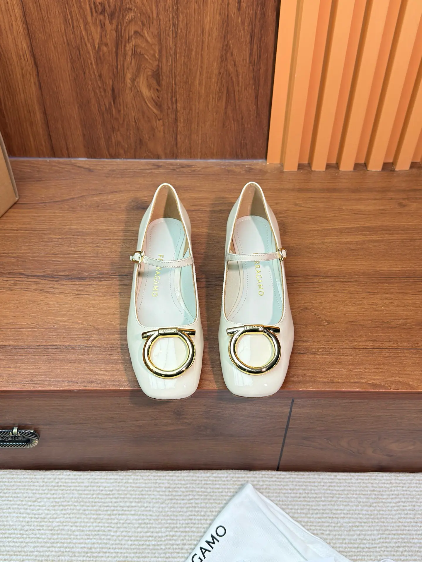 SF Ferragamo Gancini Women's Mary Jane Shoes 28 SF Ferragamo Gancini Women's Mary Jane Shoes (28)