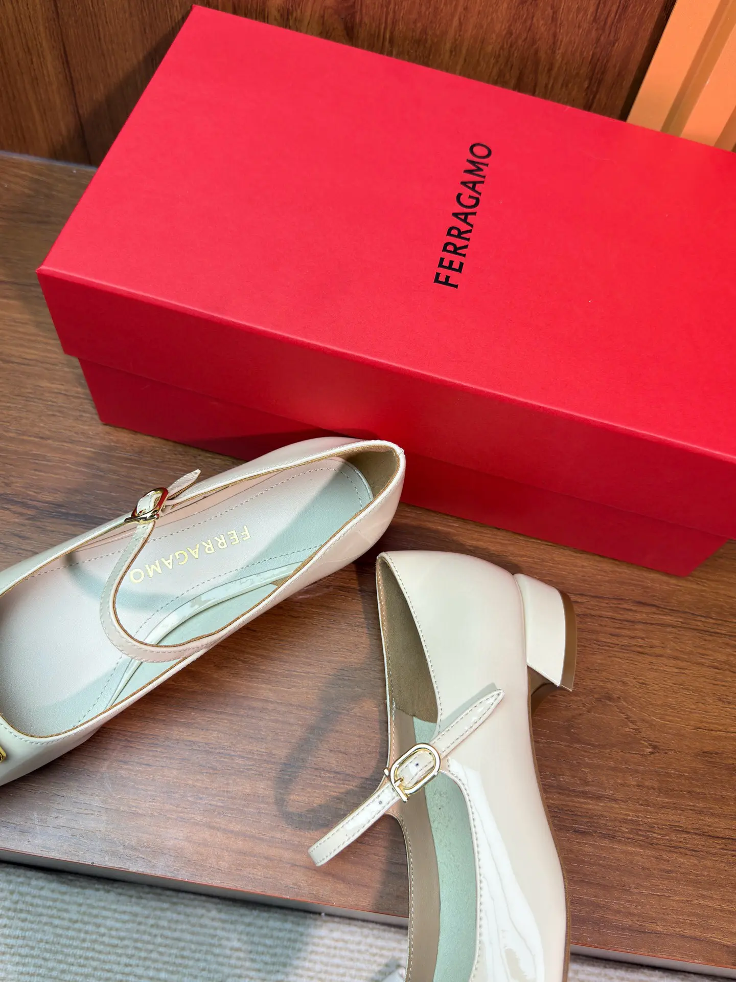 SF Ferragamo Gancini Women's Mary Jane Shoes 33 SF Ferragamo Gancini Women's Mary Jane Shoes (33)