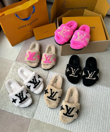 Shopping-level [LOUIS VUITTON] woolen slippers sandals (1)