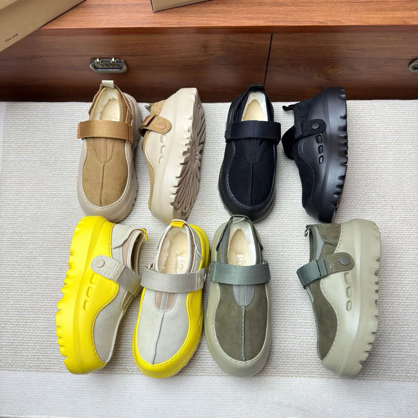 UGG slip-on snow boots factory wholesale 1 UGG slip-on snow boots factory wholesale (1)