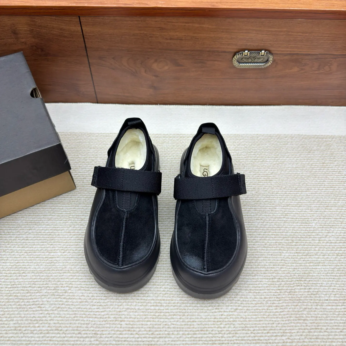 UGG slip-on snow boots factory wholesale 14 UGG slip-on snow boots factory wholesale (14)