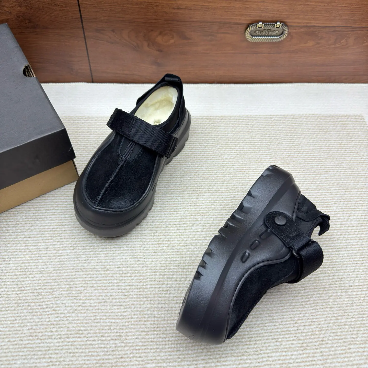 UGG slip-on snow boots factory wholesale 15 UGG slip-on snow boots factory wholesale (15)