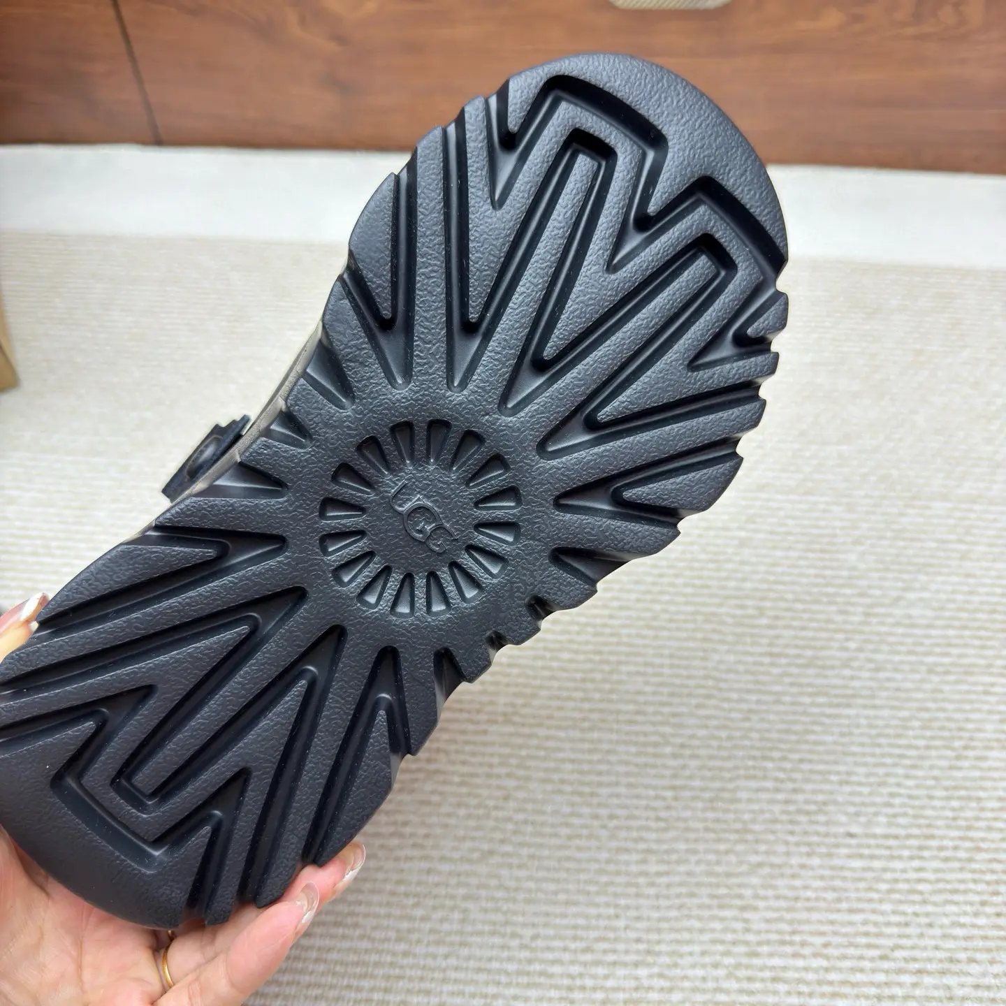 UGG slip-on snow boots factory wholesale 22 UGG slip-on snow boots factory wholesale (22)