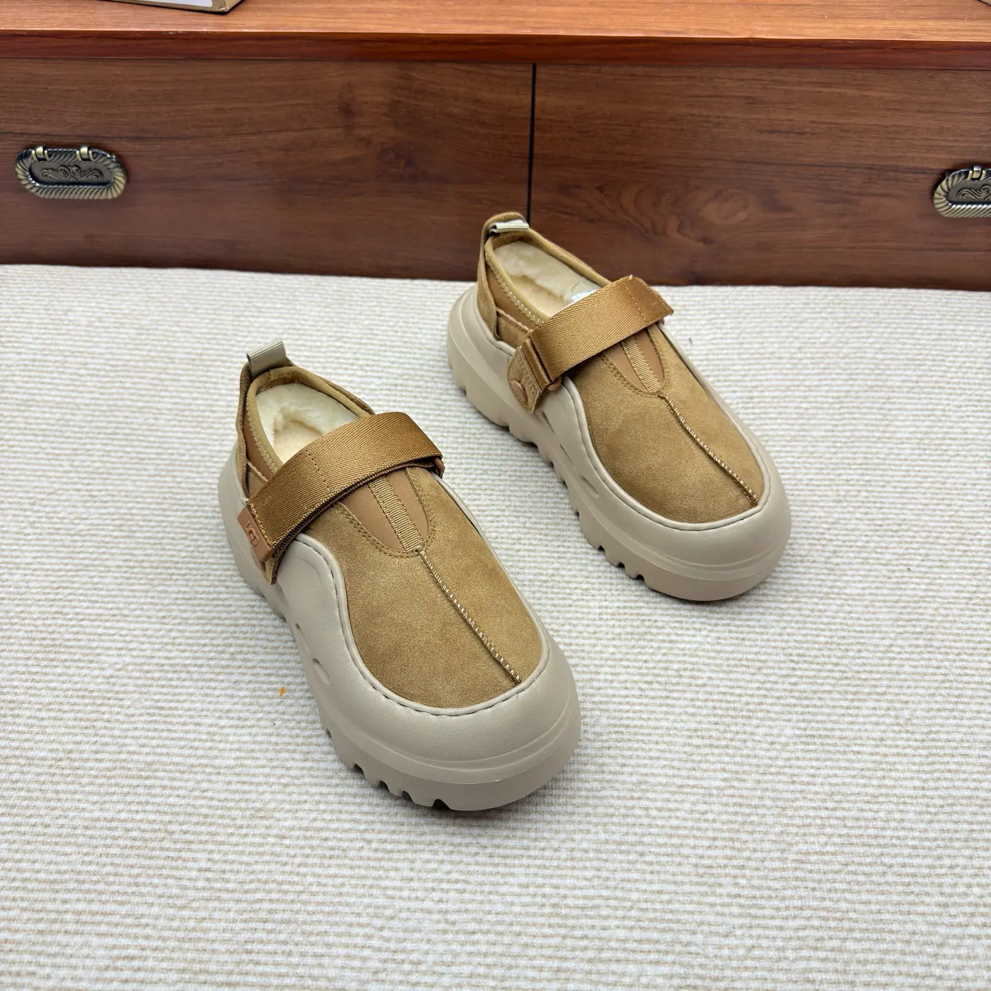 UGG slip-on snow boots factory wholesale 23 UGG slip-on snow boots factory wholesale (23)