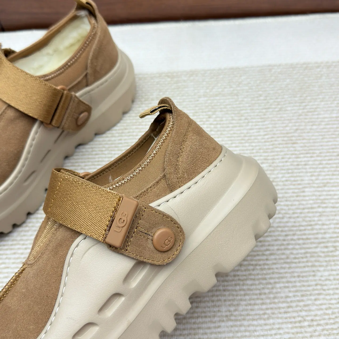 UGG slip-on snow boots factory wholesale 29 UGG slip-on snow boots factory wholesale (29)