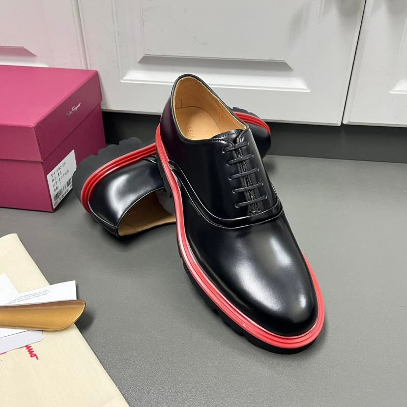 1763210780 728 Ferragamo The new casual Oxford leather shoes for men from