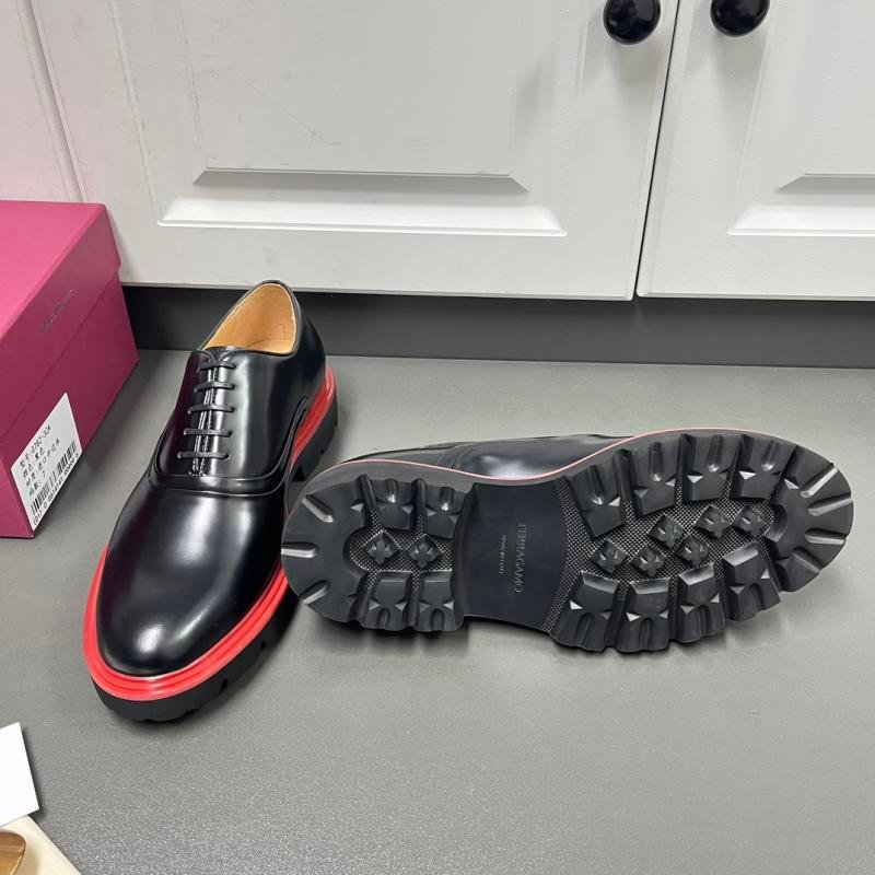 1763210781 751 Ferragamo The new casual Oxford leather shoes for men from