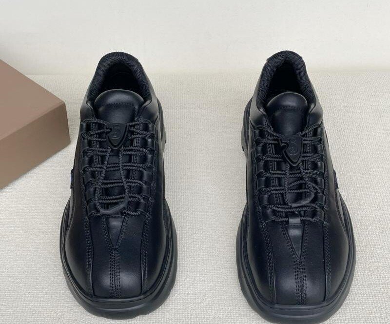 Burberry Scoot men's casual shoes in topstitched calfskin