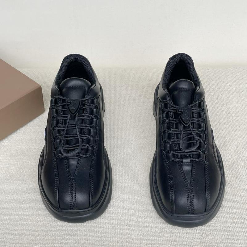 Burberry Scoot men's casual shoes in topstitched calfskin