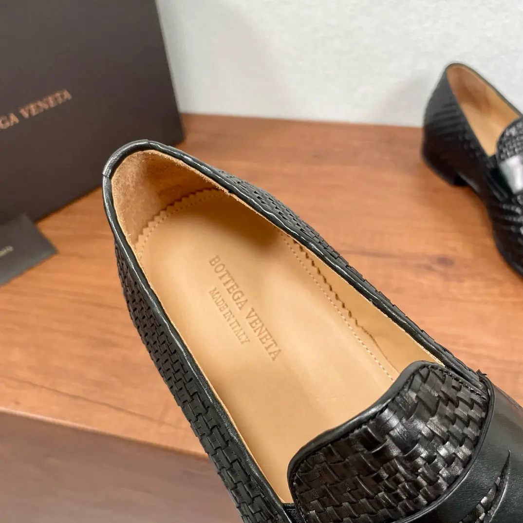 Bottega Veneta Men's Loafers 8 Bottega Veneta Men's Loafers (8)