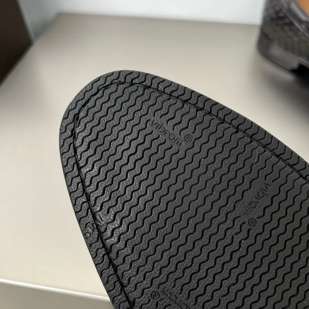 Bottega Veneta Men's Tassel Loafers 16 Bottega Veneta Men's Tassel Loafers (16)