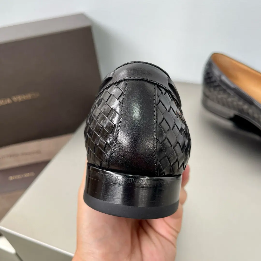 Bottega Veneta Men's Tassel Loafers 6 Bottega Veneta Men's Tassel Loafers (6)