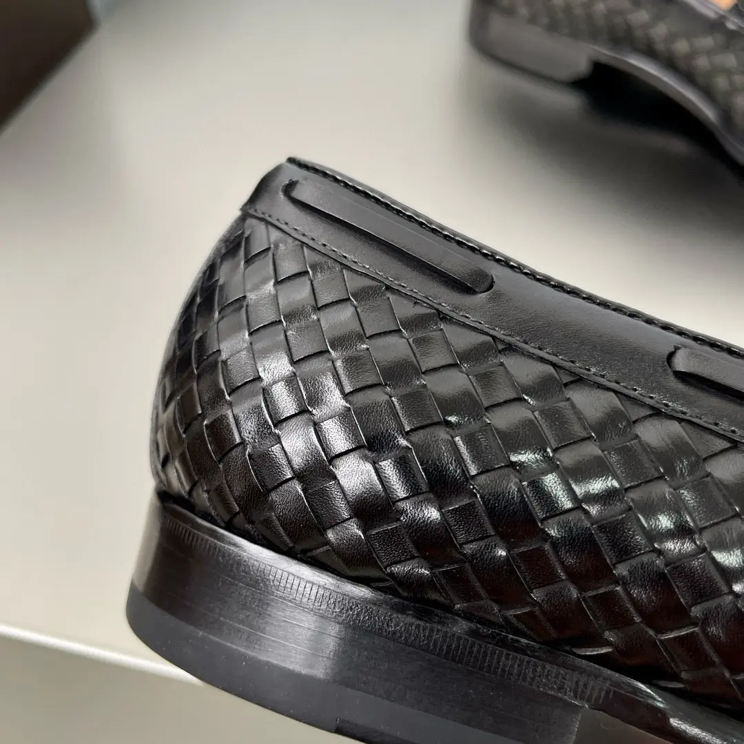 Bottega Veneta Men's Tassel Loafers 9 Bottega Veneta Men's Tassel Loafers (9)