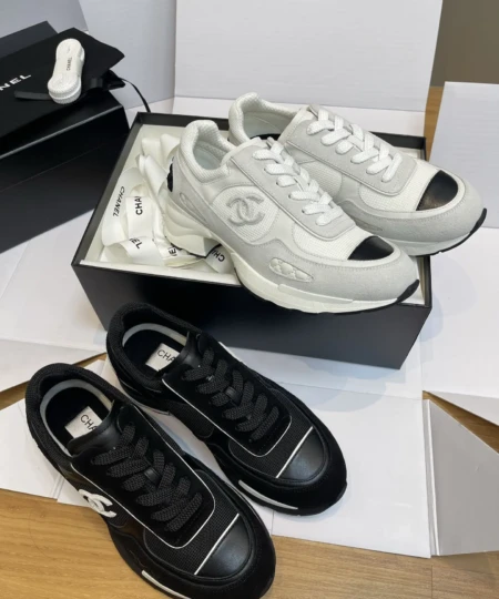 Chanel Low-Heeled Sneakers (3)