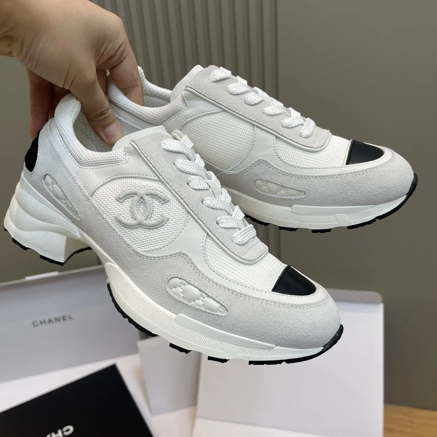 Chanel Low-Heeled Sneakers 7 Chanel Low-Heeled Sneakers (7)