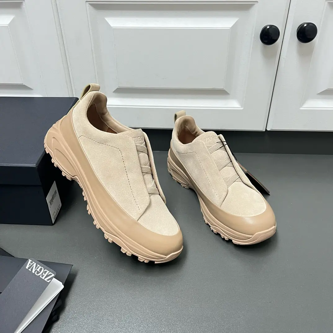 New ZEGNA Men's Triple Stitch™ Monte Luxury Casual Shoes in Suede 17 New ZEGNA Men's Triple Stitch™ Monte Luxury Casual Shoes in Suede (17)