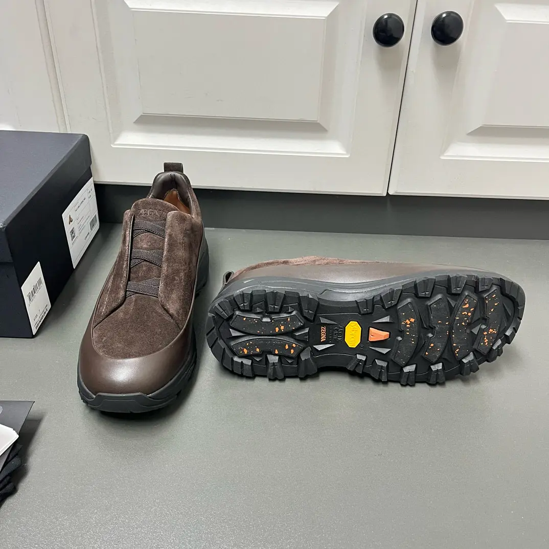 New ZEGNA Men's Triple Stitch™ Monte Luxury Casual Shoes in Suede 28 New ZEGNA Men's Triple Stitch™ Monte Luxury Casual Shoes in Suede (28)