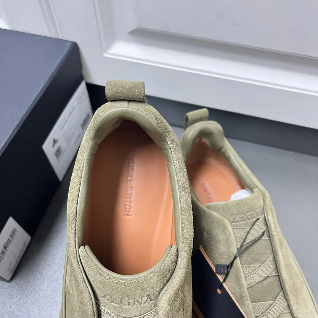 New ZEGNA Men's Triple Stitch™ Monte Luxury Casual Shoes in Suede 31 New ZEGNA Men's Triple Stitch™ Monte Luxury Casual Shoes in Suede (31)