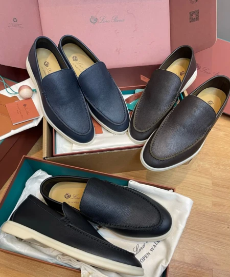 Top-quality deerskin LoroPiana men's loafers with white soles (2)