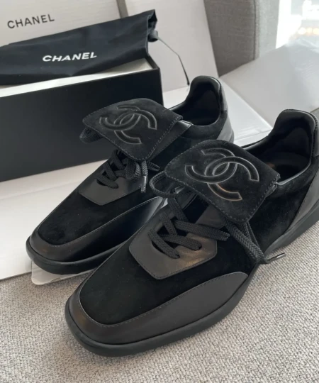 Chanel Vintage Retro Logo Footprint Flip-Top Soccer ShoesDerby Shoes (2)