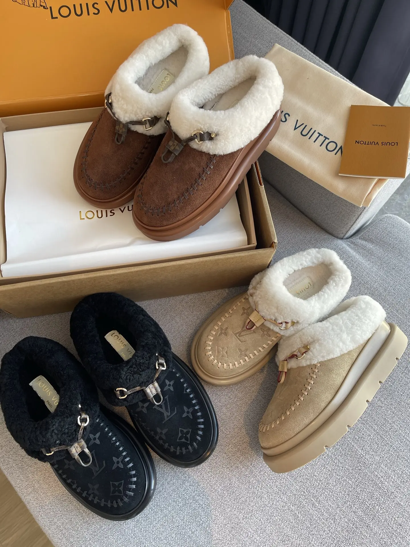 LV Ski's new wool flip-flops 3 LV Ski's new wool flip-flops (3)