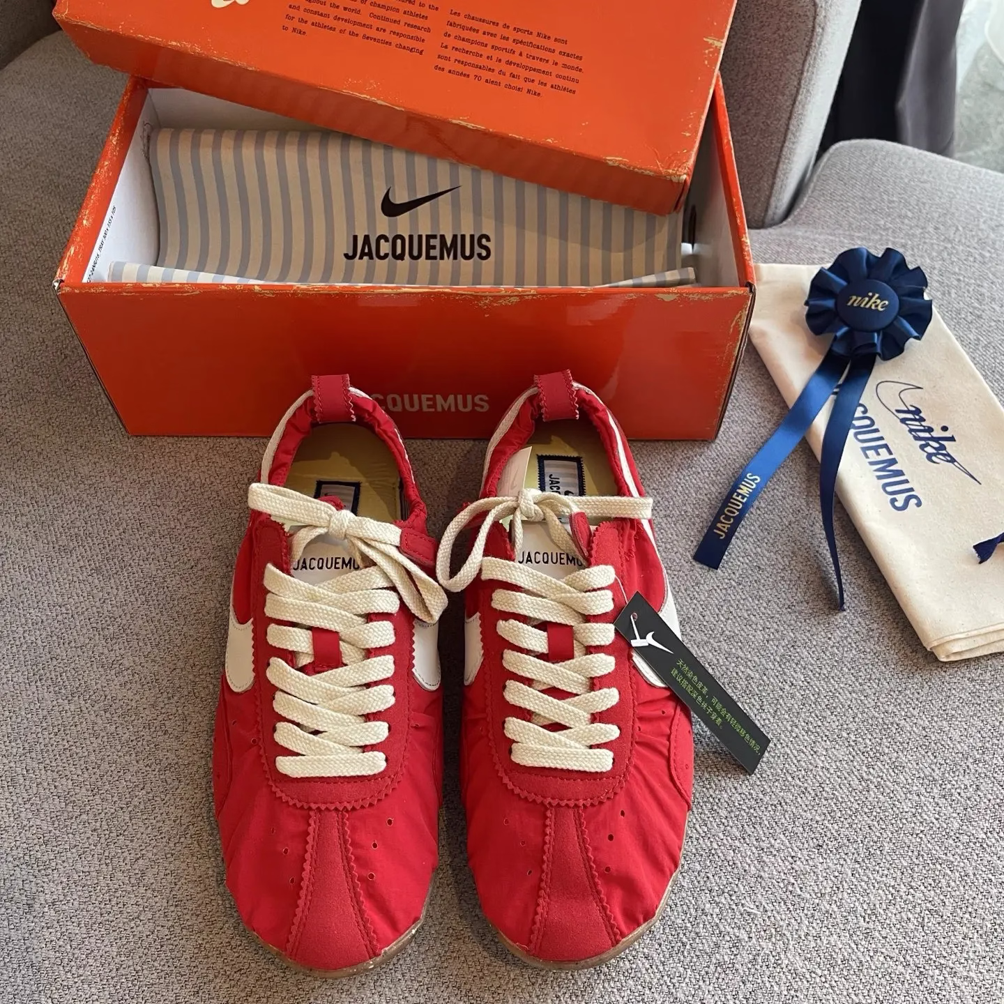 Nike Moon Shoe x Jacquemus collaboration casual shoes 13 Nike Moon Shoe x Jacquemus collaboration casual shoes (13)