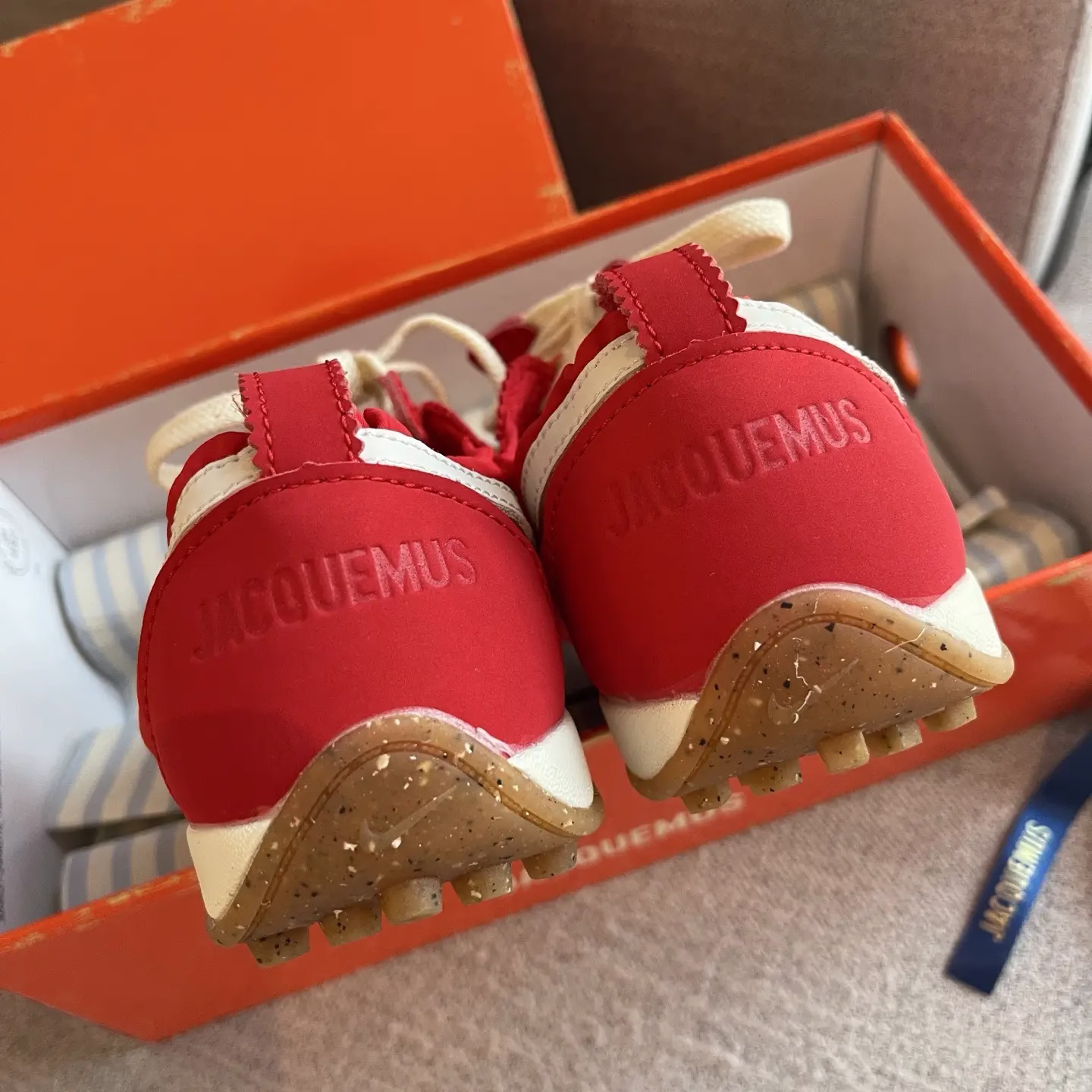 Nike Moon Shoe x Jacquemus collaboration casual shoes 20 Nike Moon Shoe x Jacquemus collaboration casual shoes (20)