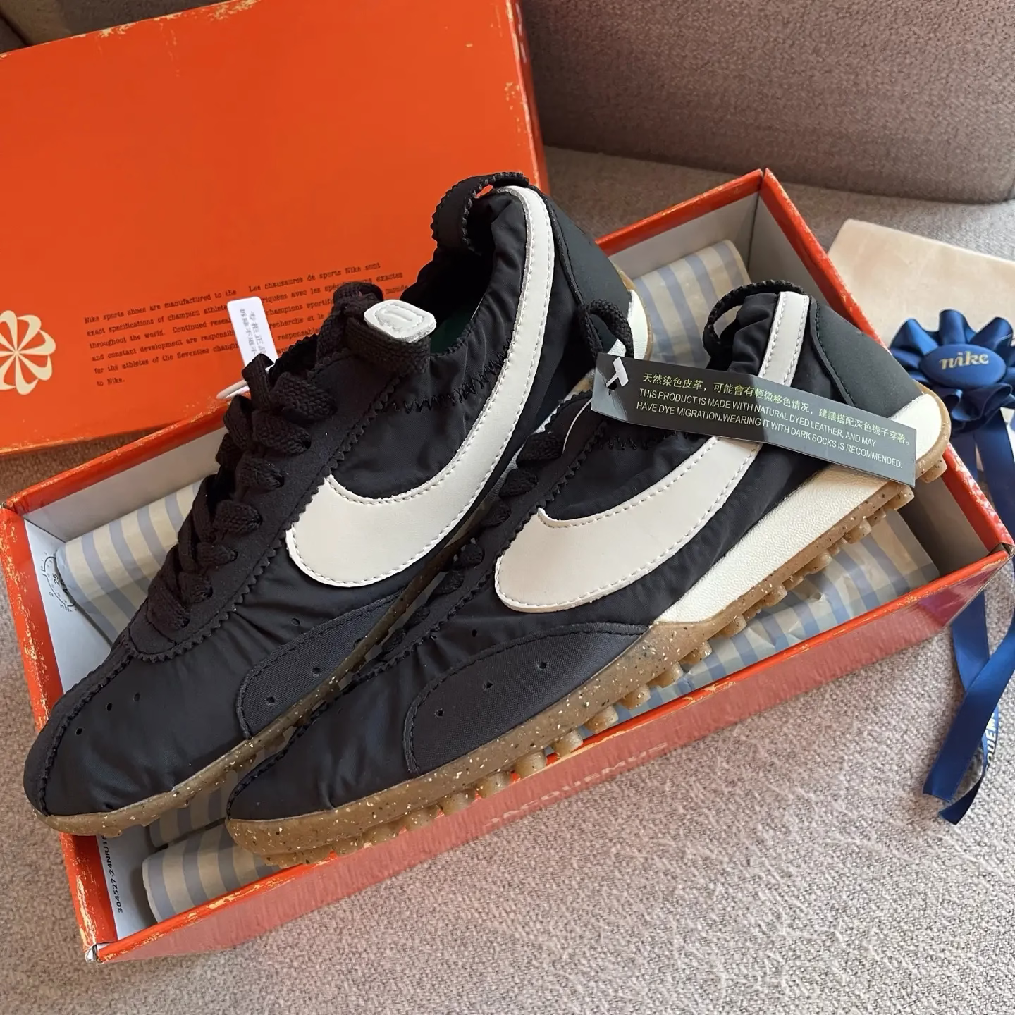 Nike Moon Shoe x Jacquemus collaboration casual shoes 27 Nike Moon Shoe x Jacquemus collaboration casual shoes (27)