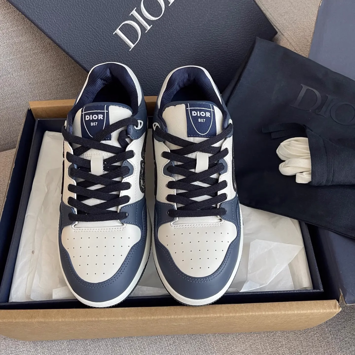 Reseller Grade Dior B57 Dribble Men's Low-Top Sneakers 39 Reseller Grade Dior B57 Dribble Men's Low-Top Sneakers (39)