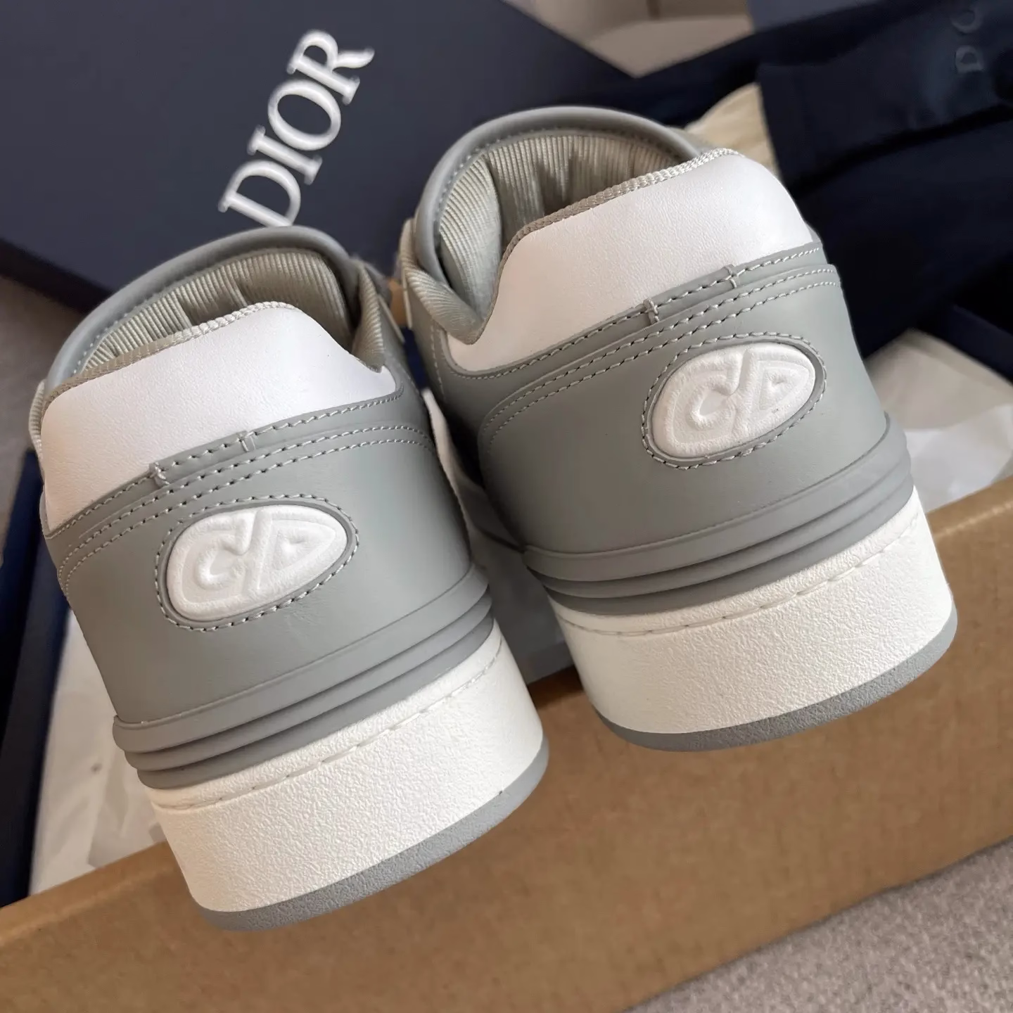 Reseller Grade Dior B57 Dribble Men's Low-Top Sneakers 55 Reseller Grade Dior B57 Dribble Men's Low-Top Sneakers (55)