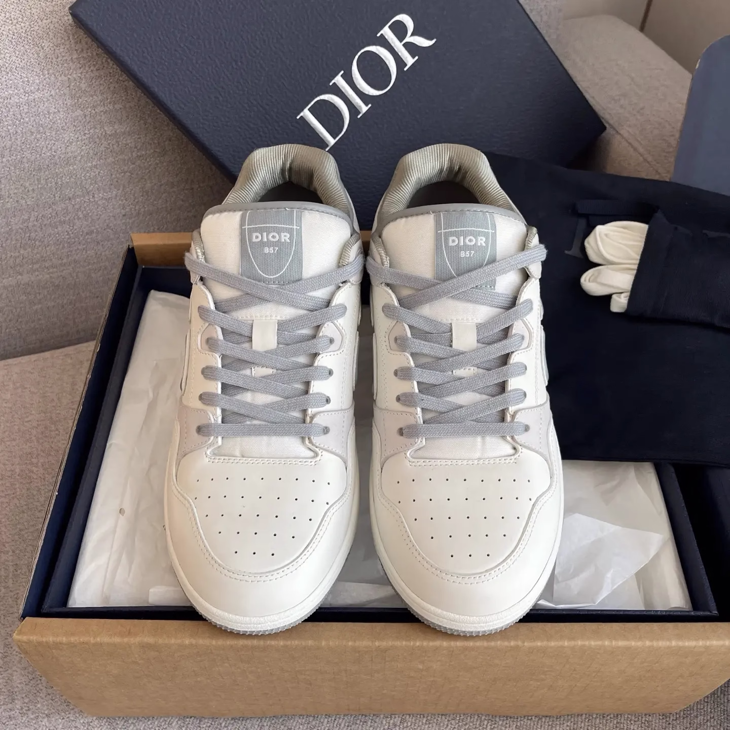 Reseller Grade Dior B57 Dribble Men's Low-Top Sneakers 57 Reseller Grade Dior B57 Dribble Men's Low-Top Sneakers (57)