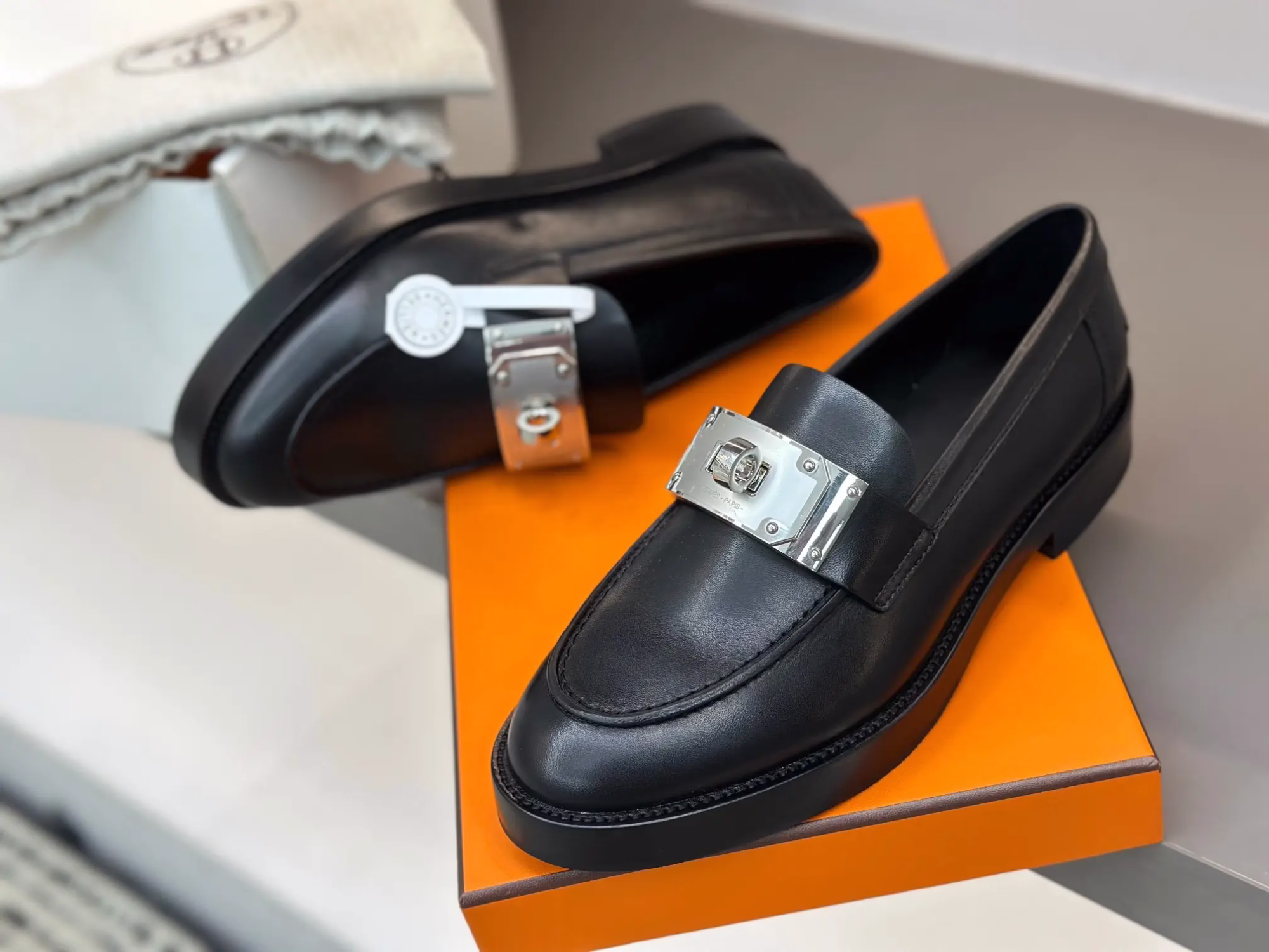 Top-tier replica Hermes Kelly loafers 5 Top-tier replica Hermes Kelly loafers (5)