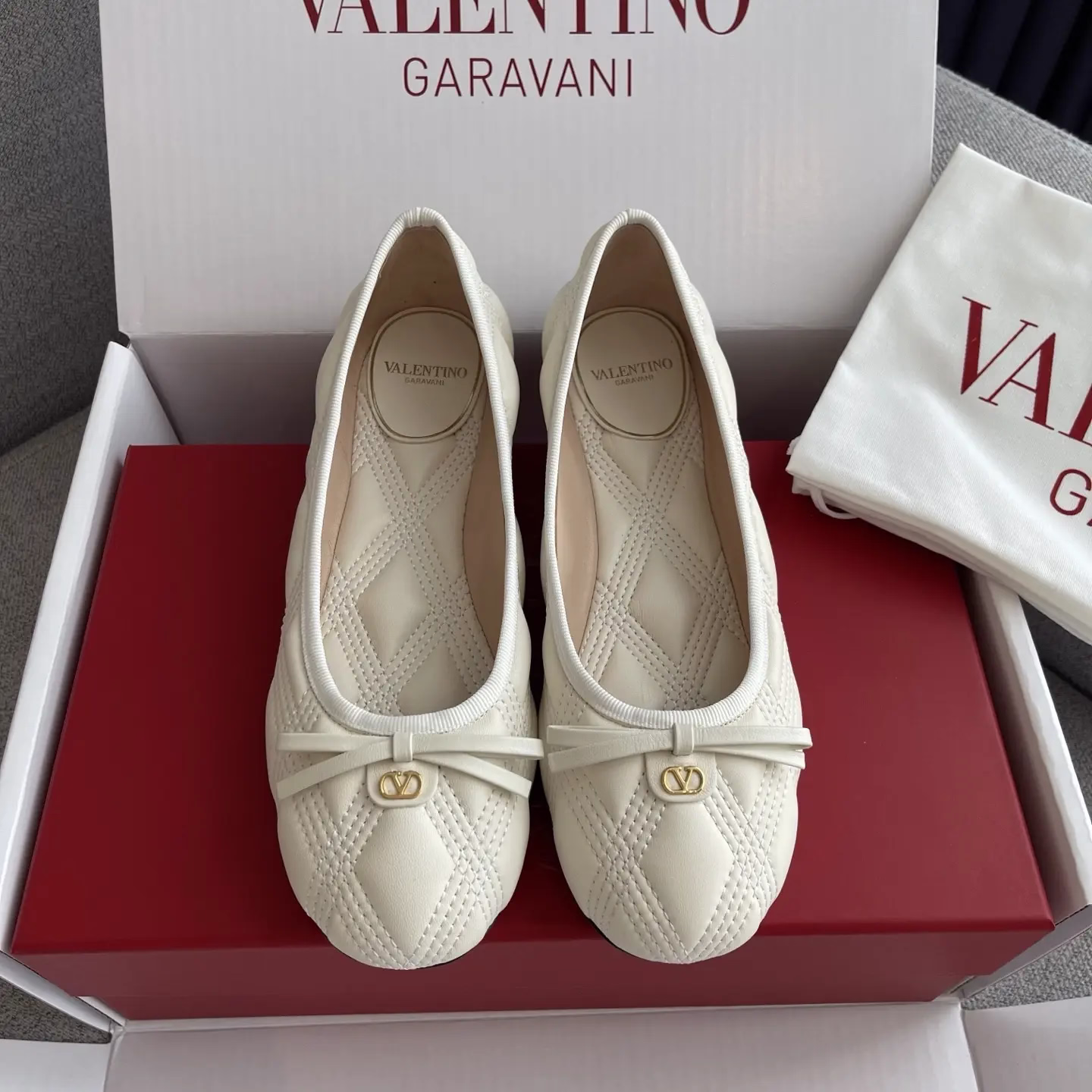 Top-tier version of Valentino quilted ballet flats 4 Top-tier version of Valentino quilted ballet flats (4)