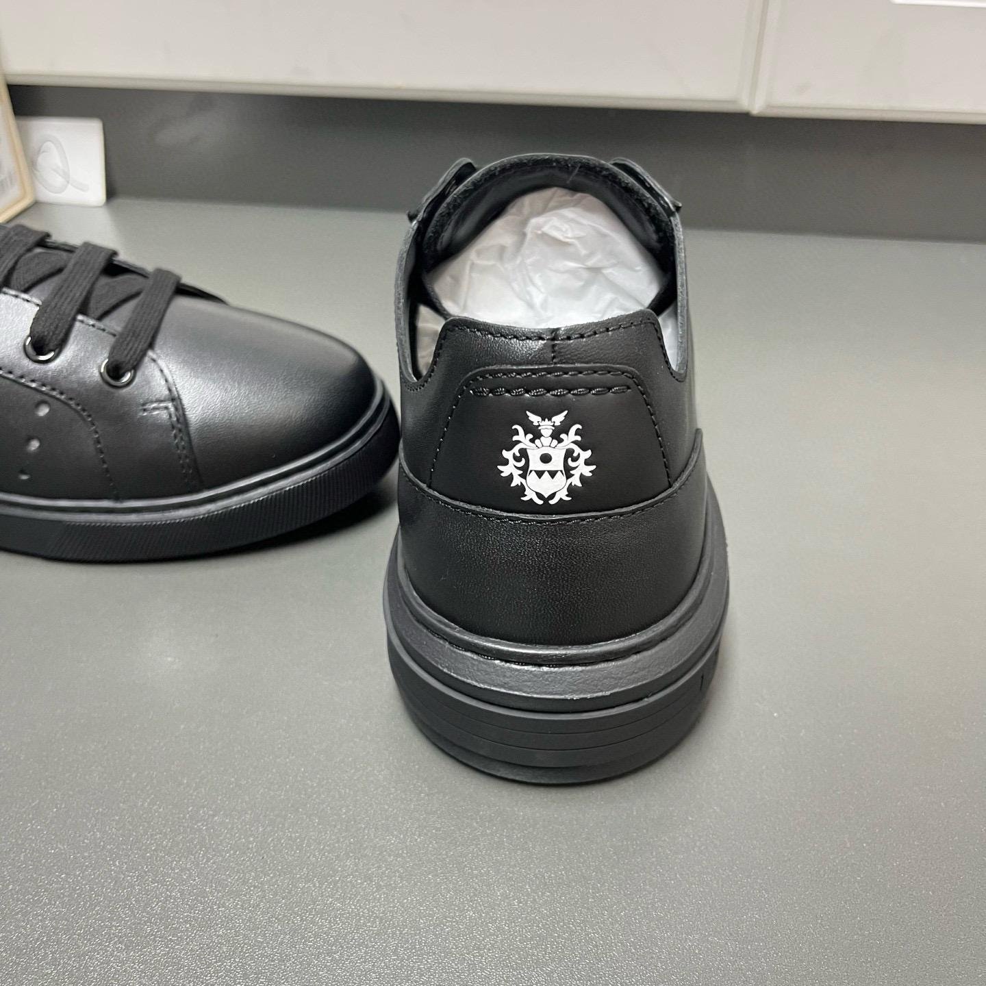 Best Website 1 1 Mirror Replica Shoes 2 图片