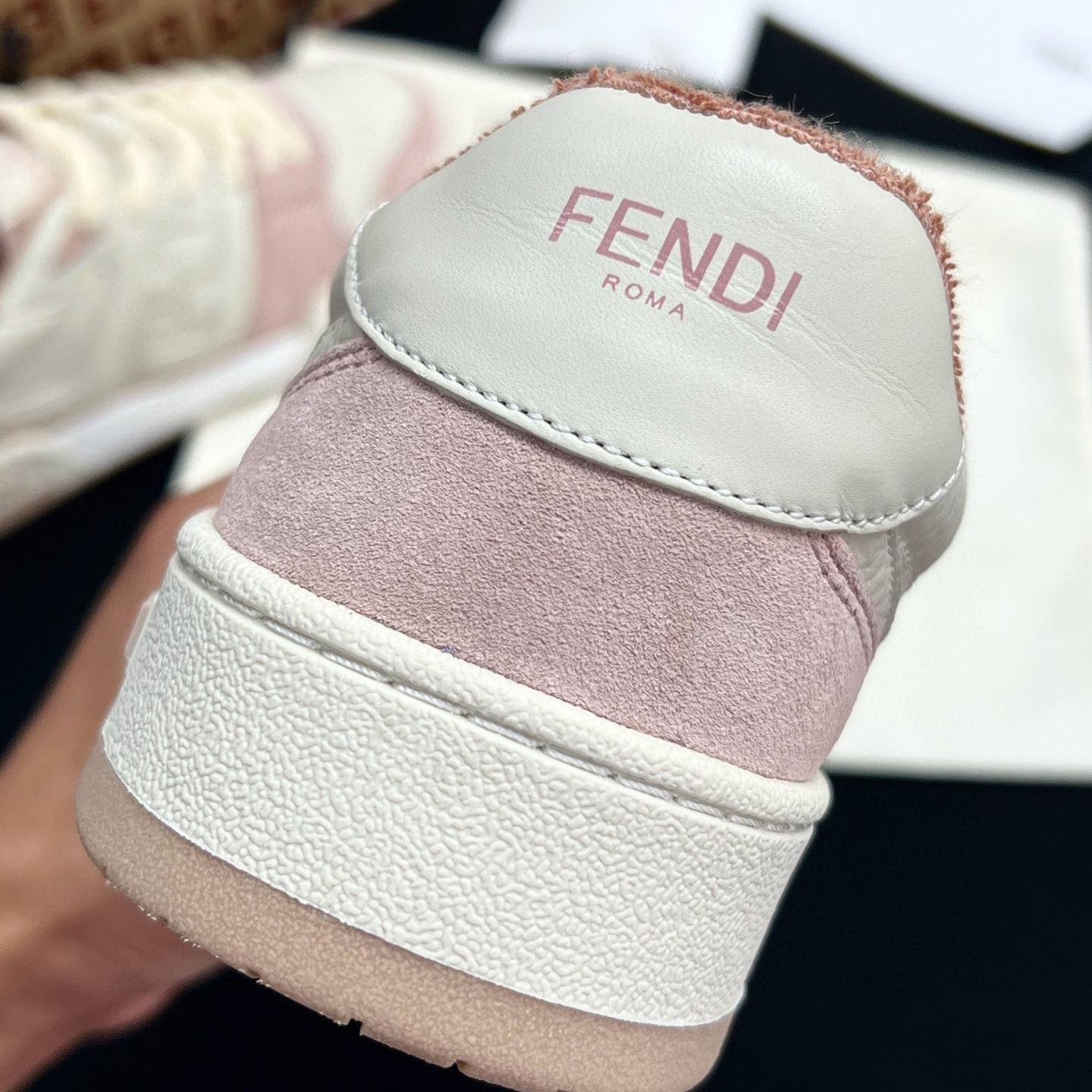 Rockstud Shoes Replica Australia 4 图片