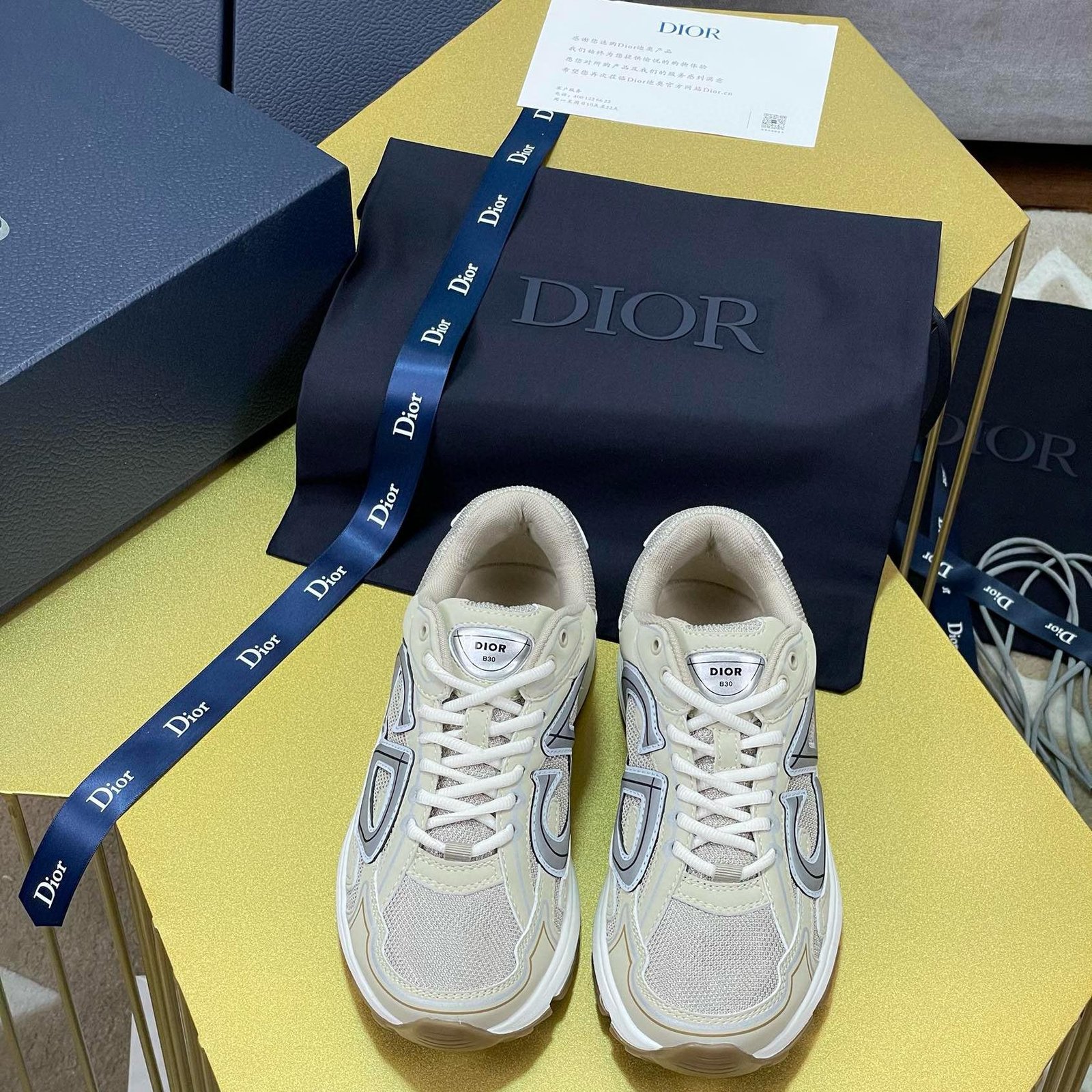Louis Vuitton Chapman Brothers Lion Shoes Replica 4 图片