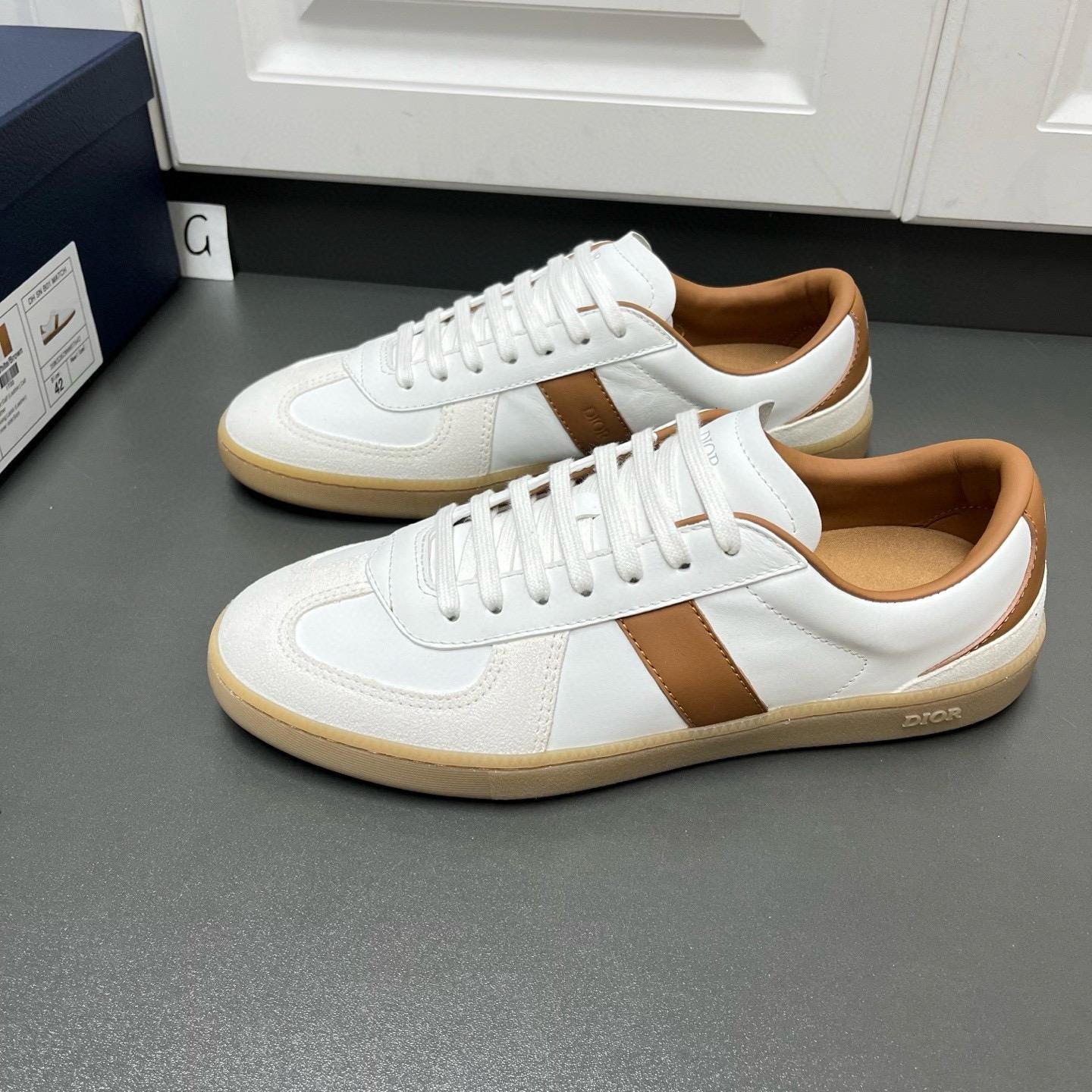 Hero Shoes Replica 3 图片