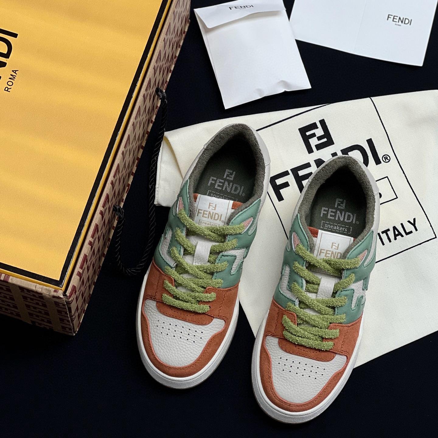 Is It Illegal To Buy Replica Shoes For Personal Use 3 图片
