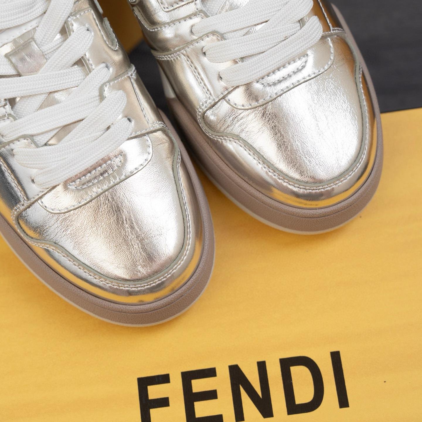 Replica Designer Shoes 2 图片